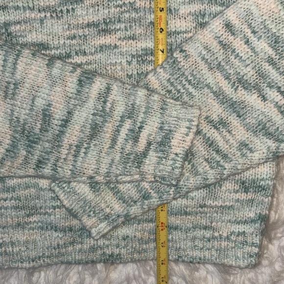 Arizona Juniors Womens Cropped Crew Neck Long Sleeve Pullover Sweater, Size S - Picture 7 of 10